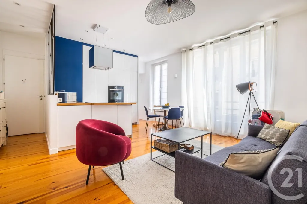 Séjour - Appartement Charmant avec Cour dans le 11ème Arrondissement de Paris