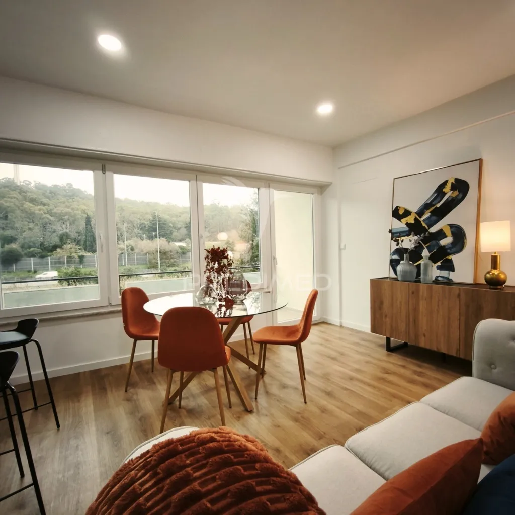 Salle à manger - T3 Apartment with Home Office in Benfica
