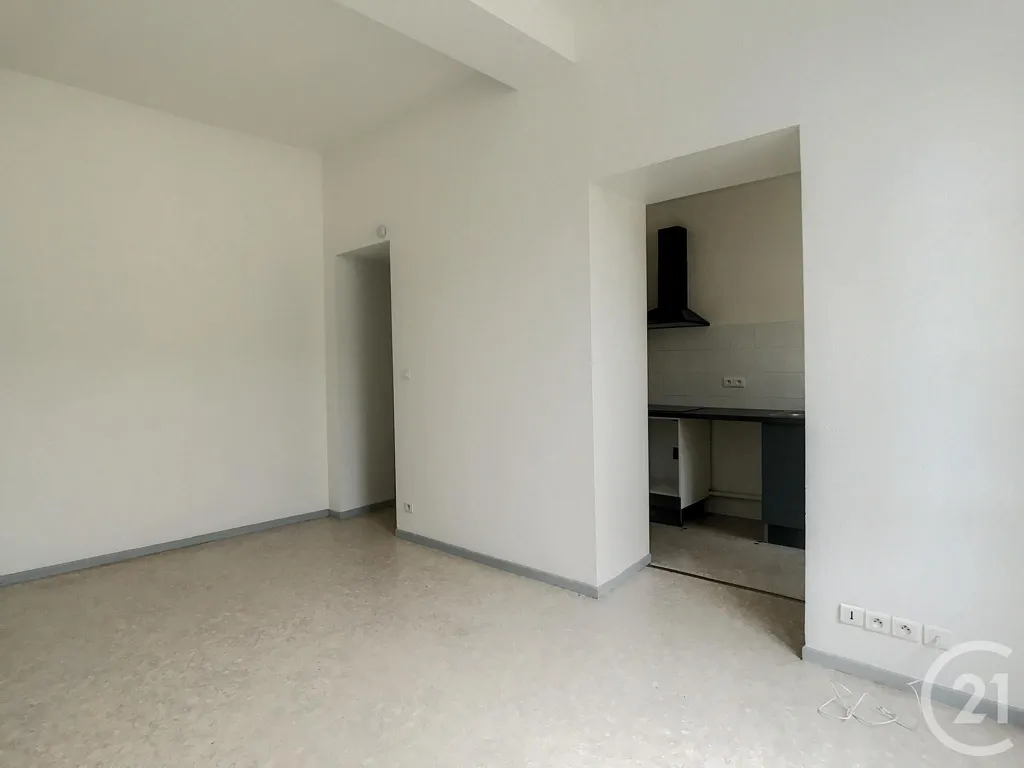 Toad - Renovated Flat with Balcony in Fleurance