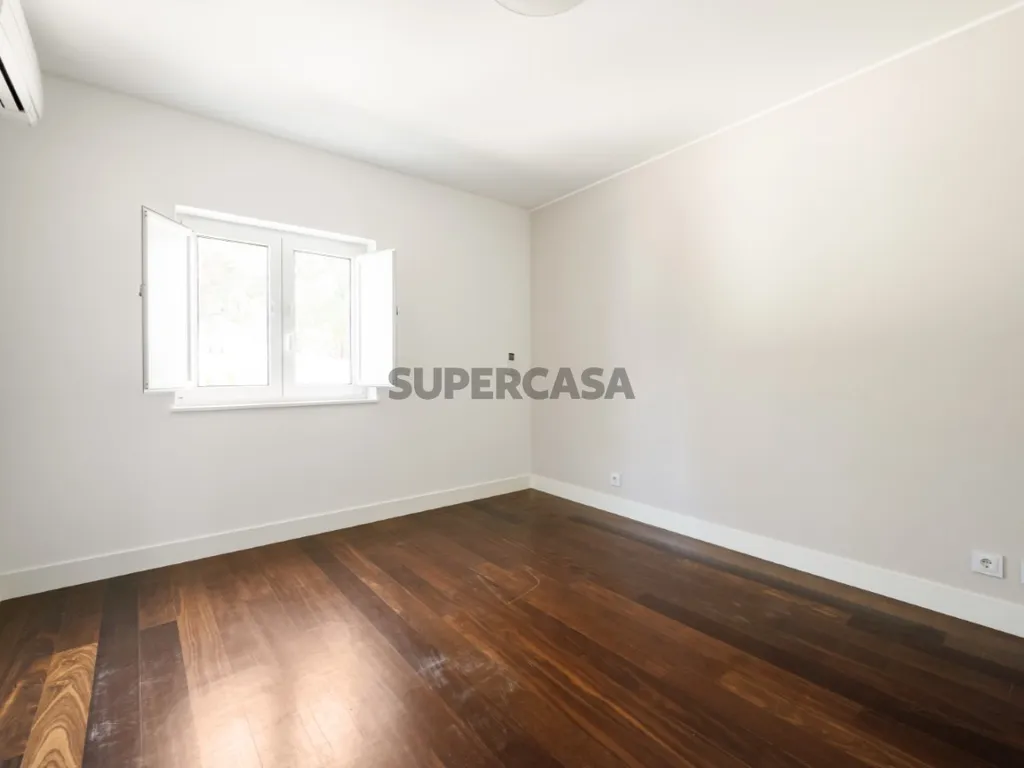 Pièces - Luxury Duplex with Pool in Bicesse, Cascais