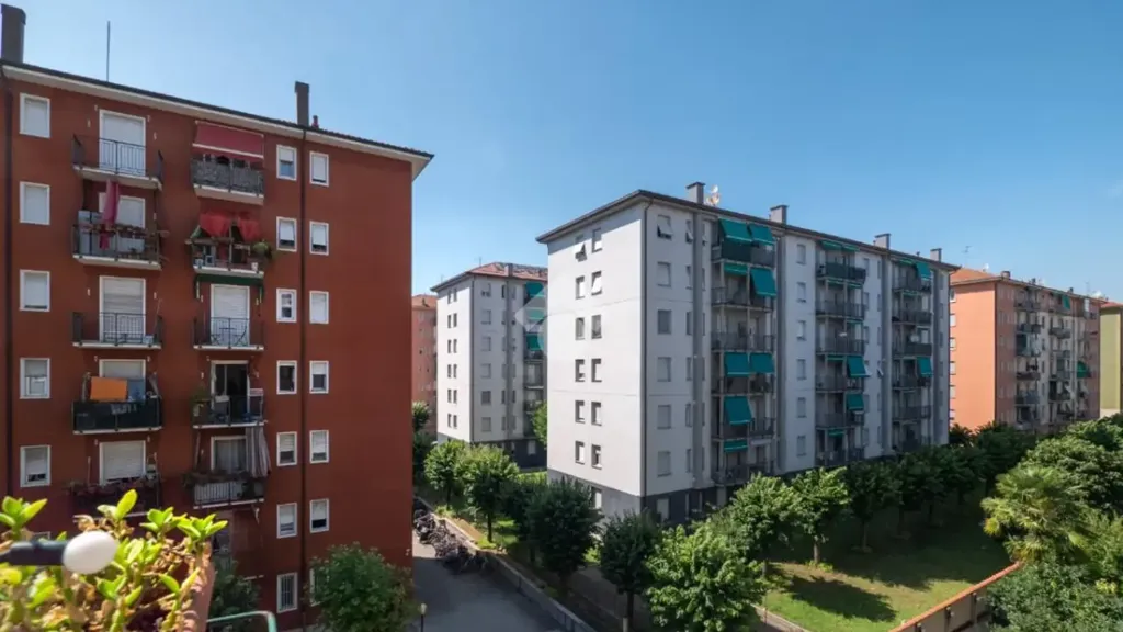 Rõdu - Modernised 2-Bedroom in Prato Centenaro, Milan