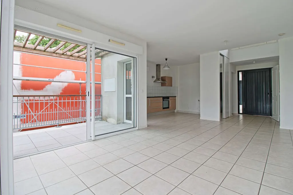Séjour - Appartement 'Comme une Maison' avec Vue Dégagée à Bayonne