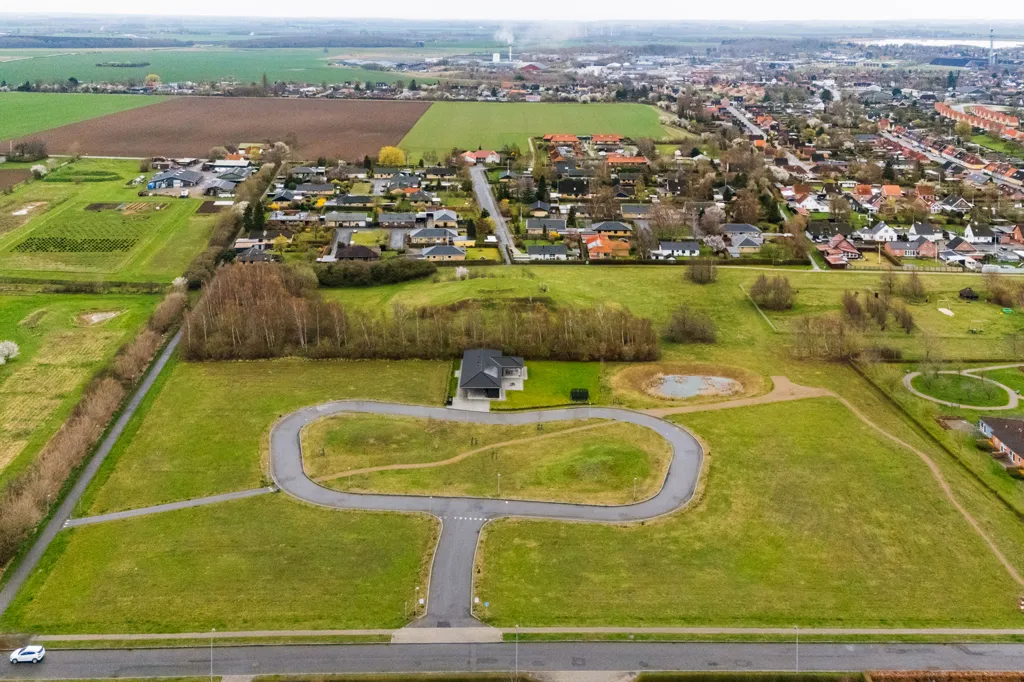 Õhuvaade - Year-Round Plot with 5G Coverage in Nakskov