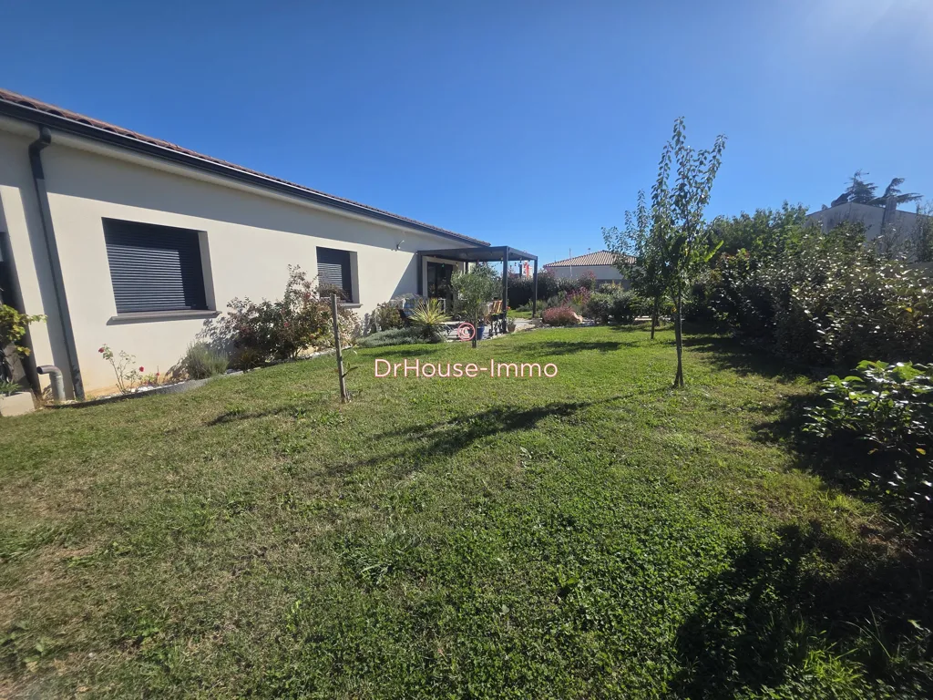 Aed - Contemporary House with Pool in Gaillac