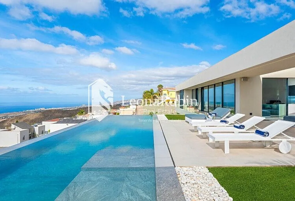 Bassein - Luxury Villa with Pool in Tenerife South