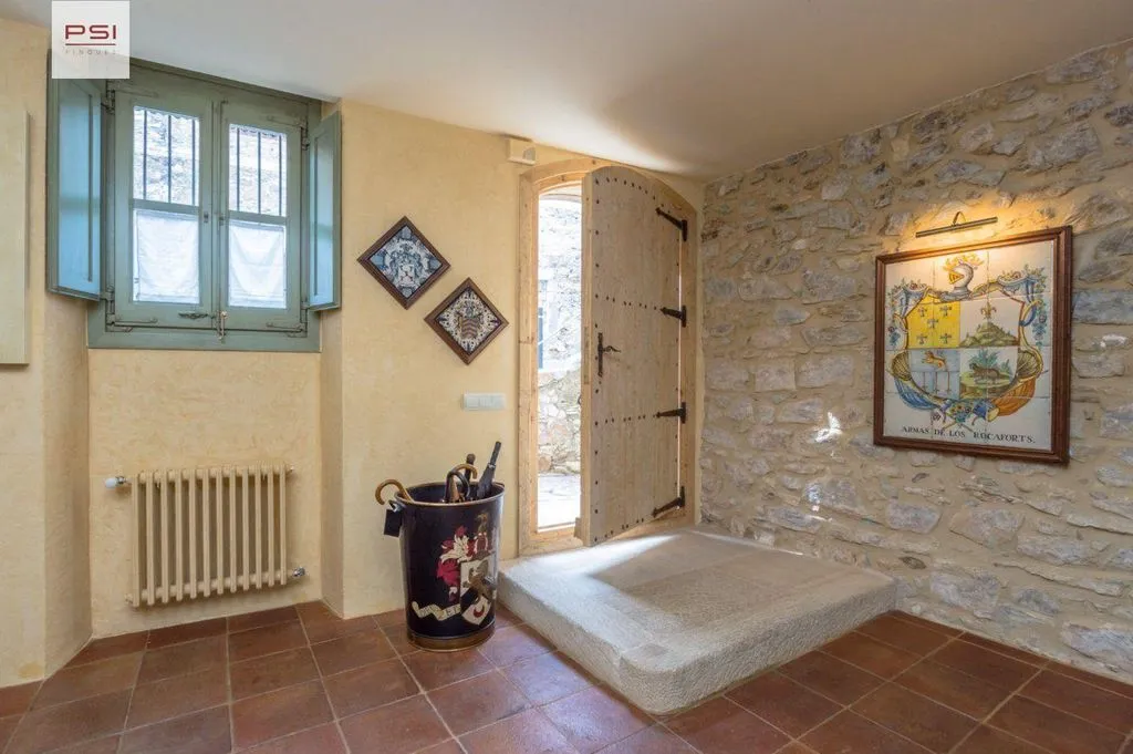 Esik - Luxury Villa with Pool in Begur