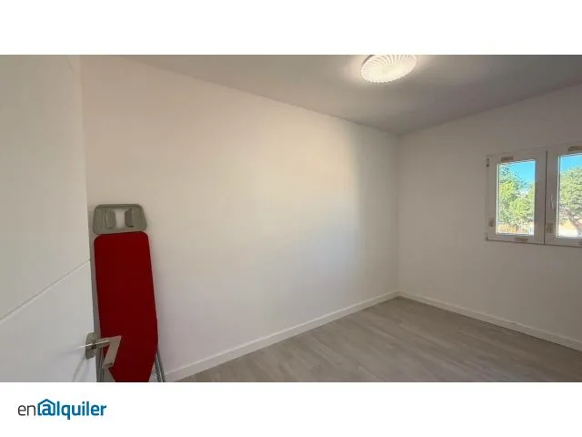 Chambres - Bright Apartment with Air Conditioning in Beteró, Valencia