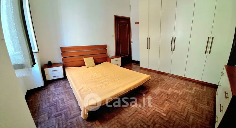 Chambres - Fully Furnished Flat in Genoa