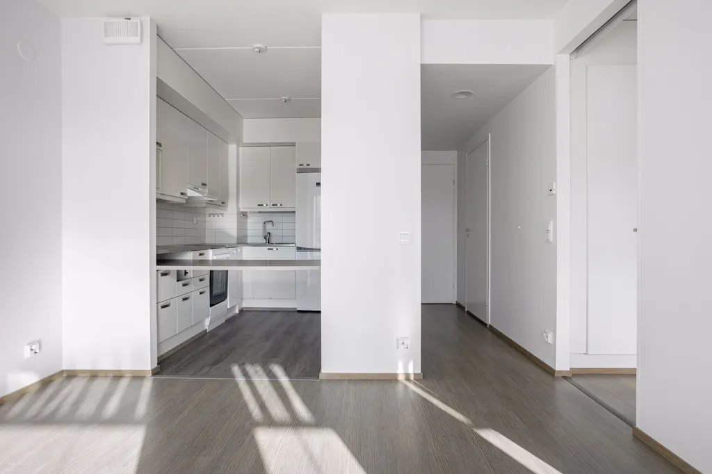 Cuisine - Apt with Balcony in Kontula, Helsinki