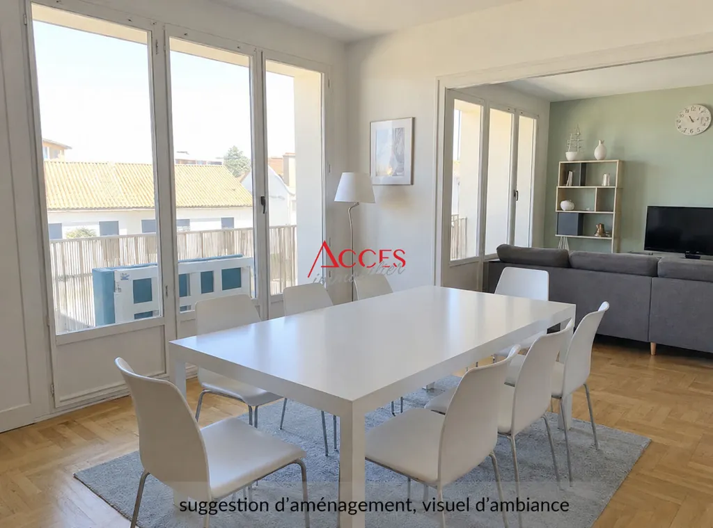 Sala da pranzo - T3 Flat with Balcony in Armand Dutreix