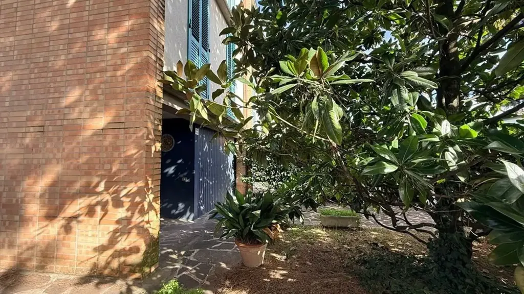 Jardin - Semi-Detached Villa with Private Garden in Faenza