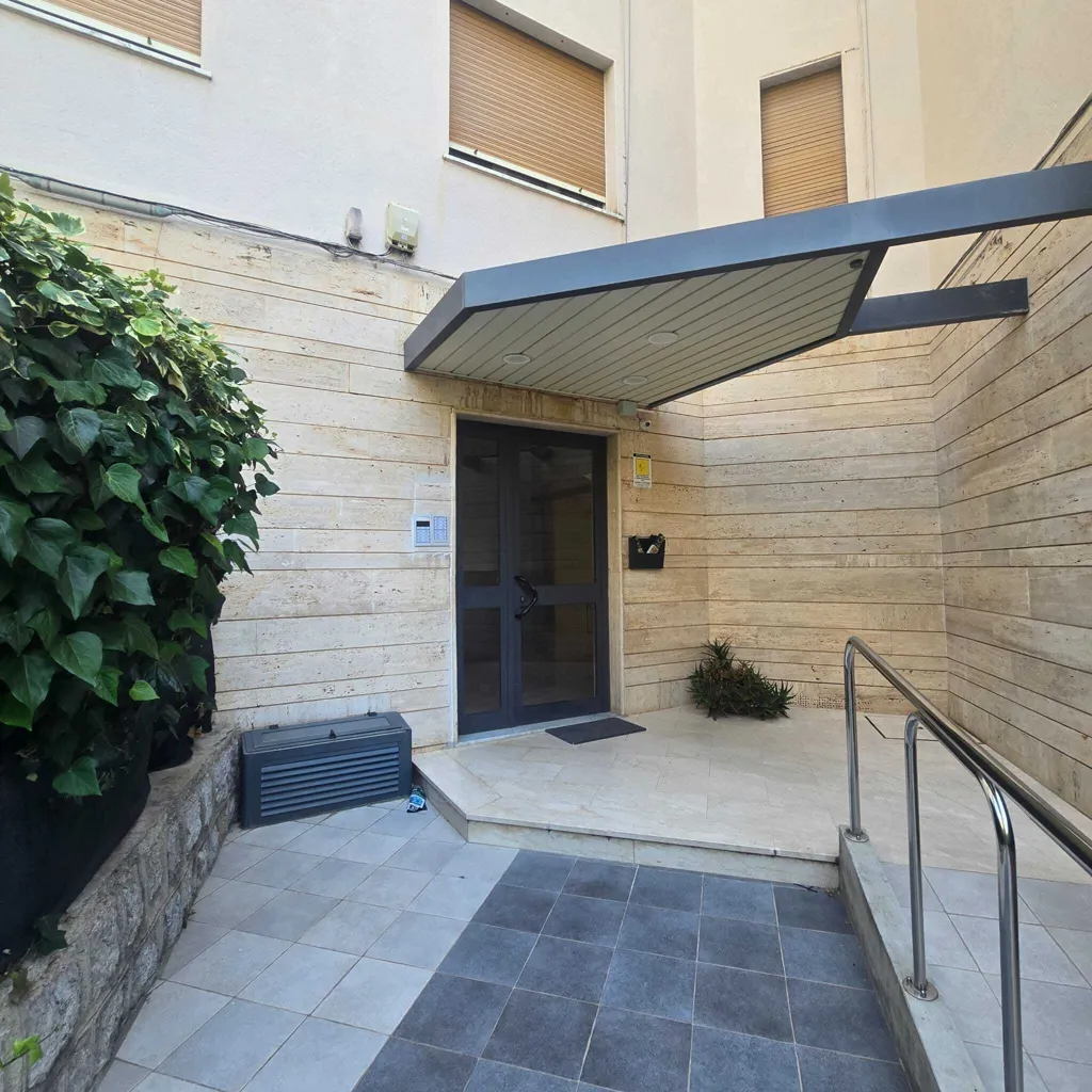 Ingresso - Apartment with Balcony in Palermo