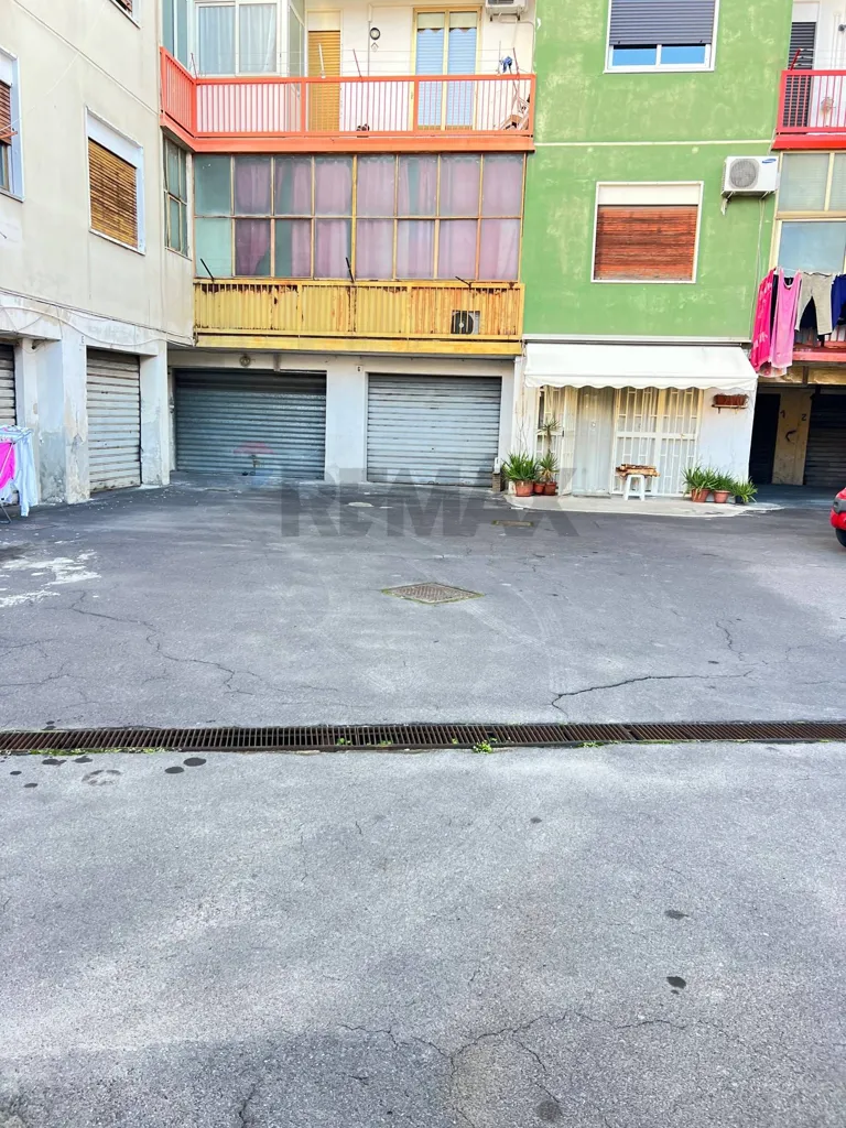 Välivaade - Commercial Space in Catania's Viale M.Rapisardi