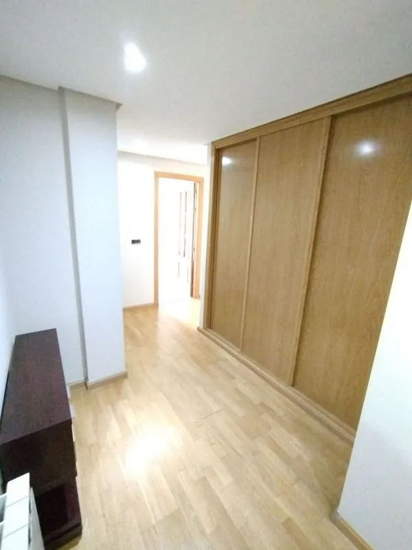 Entrée - Duplex with Terrace in Villaquilambre