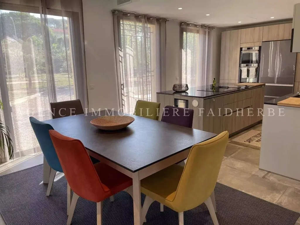 Köök - Luxury Villa with Pool in Saint-Tropez