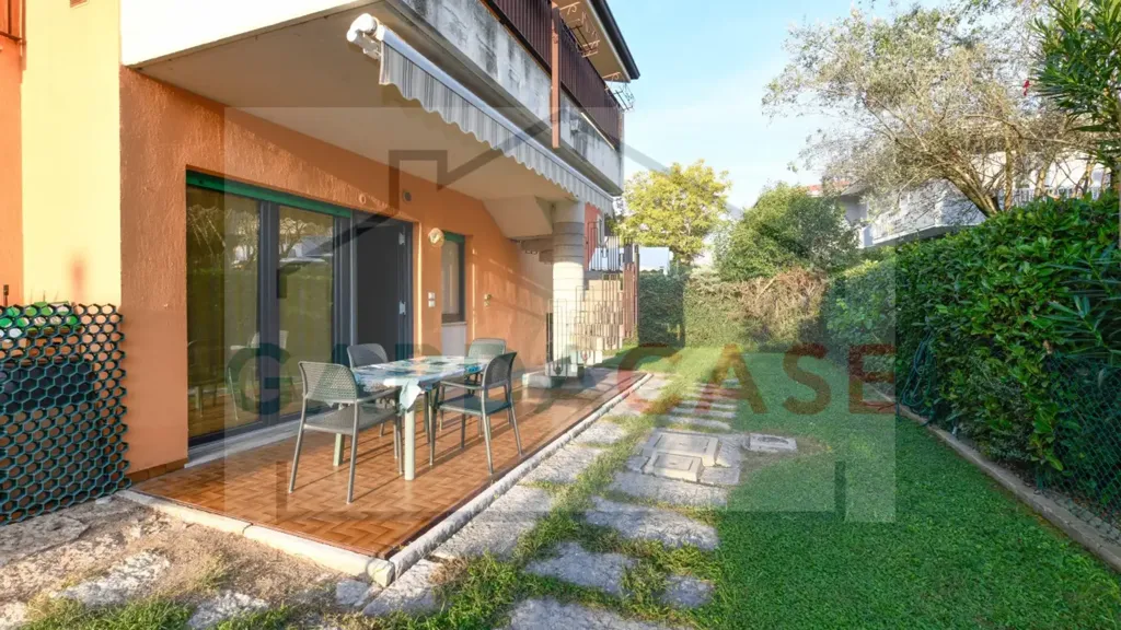 Terrass - Rustic Bilocale with Lake View in Sirmione