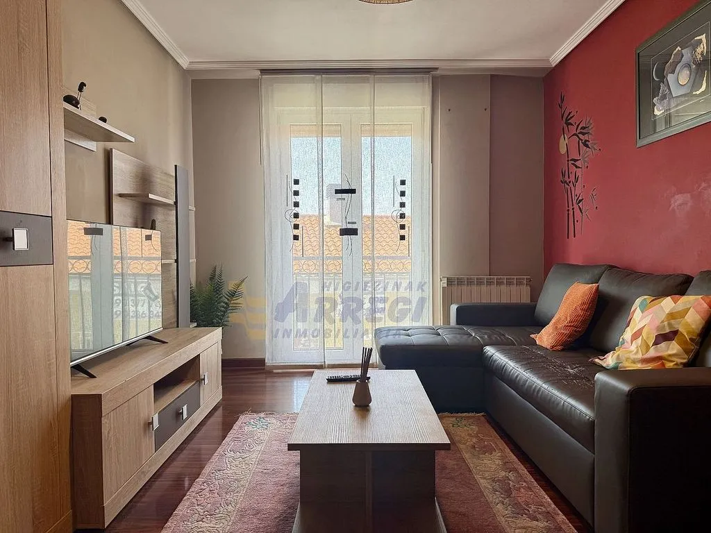Soggiorno - Spacious Apartment with Balconies in Itziar