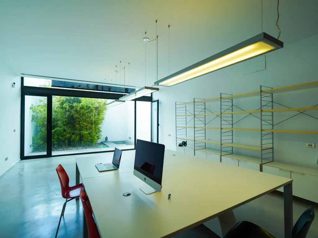 Bureau - Architect-Designed House with Studio in Almoradí