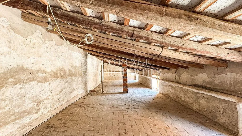 Rooms - Traditional Masía in Bellcaire d'Empordà