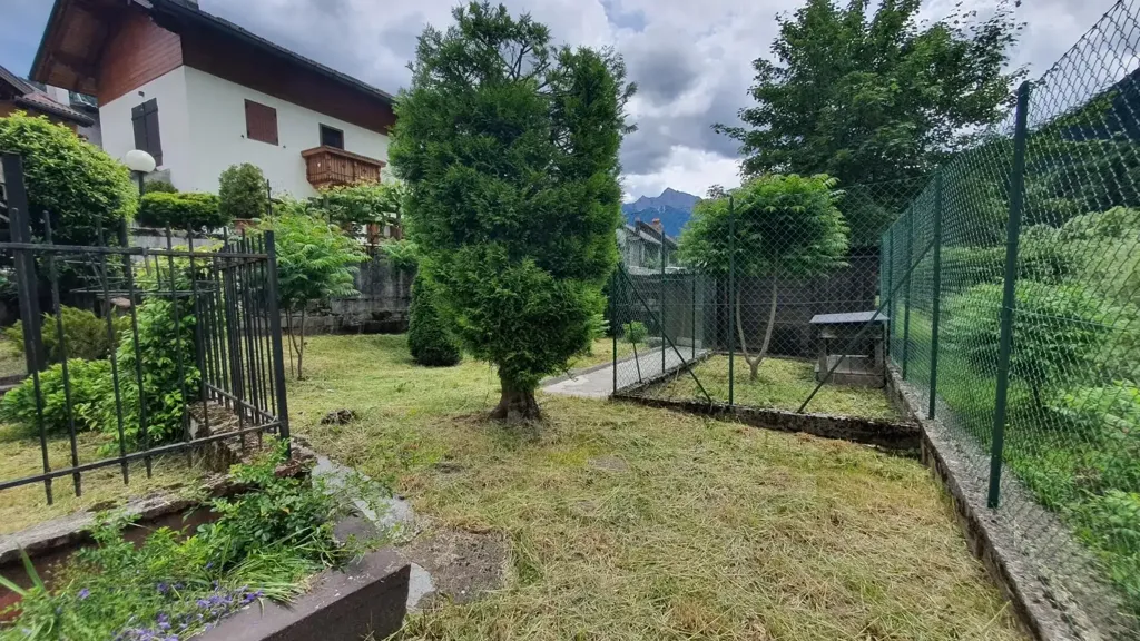 Giardino - Villa with Private Garden in Paularo