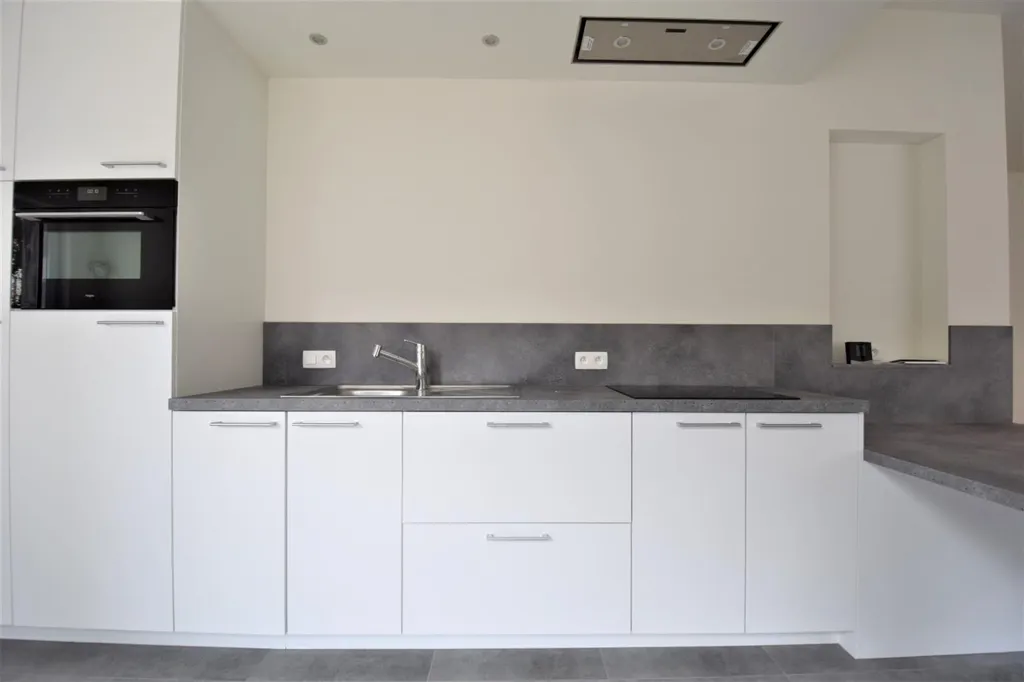 Köök - Bright Apartment with Balcony in Gent