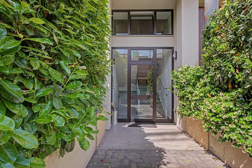 Giardino - Three-bedroom Apartment with Terrace in Parma