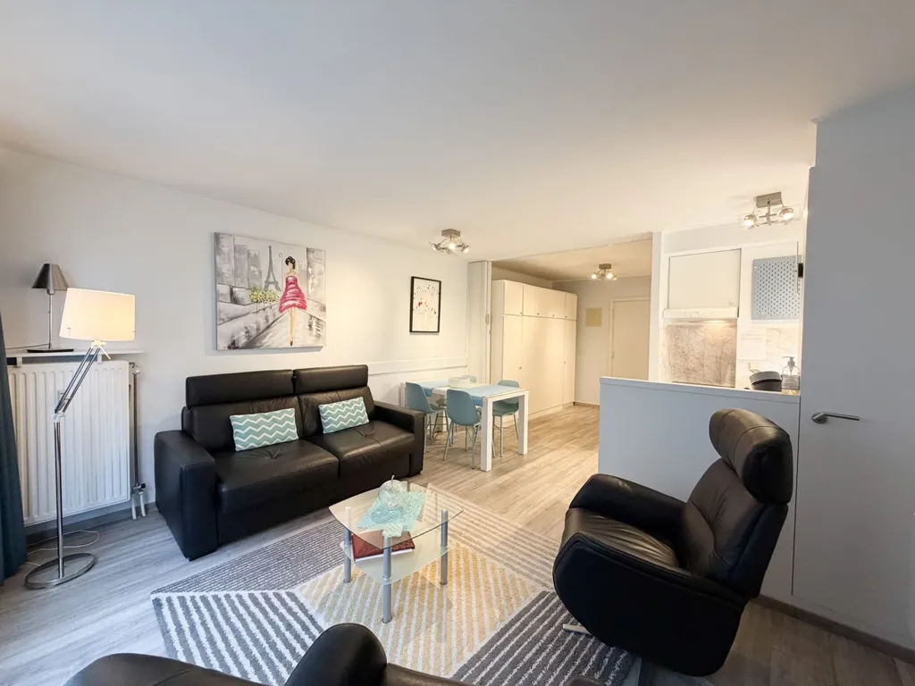 Séjour - Studio Lumineux près de la Mer à Ostende
