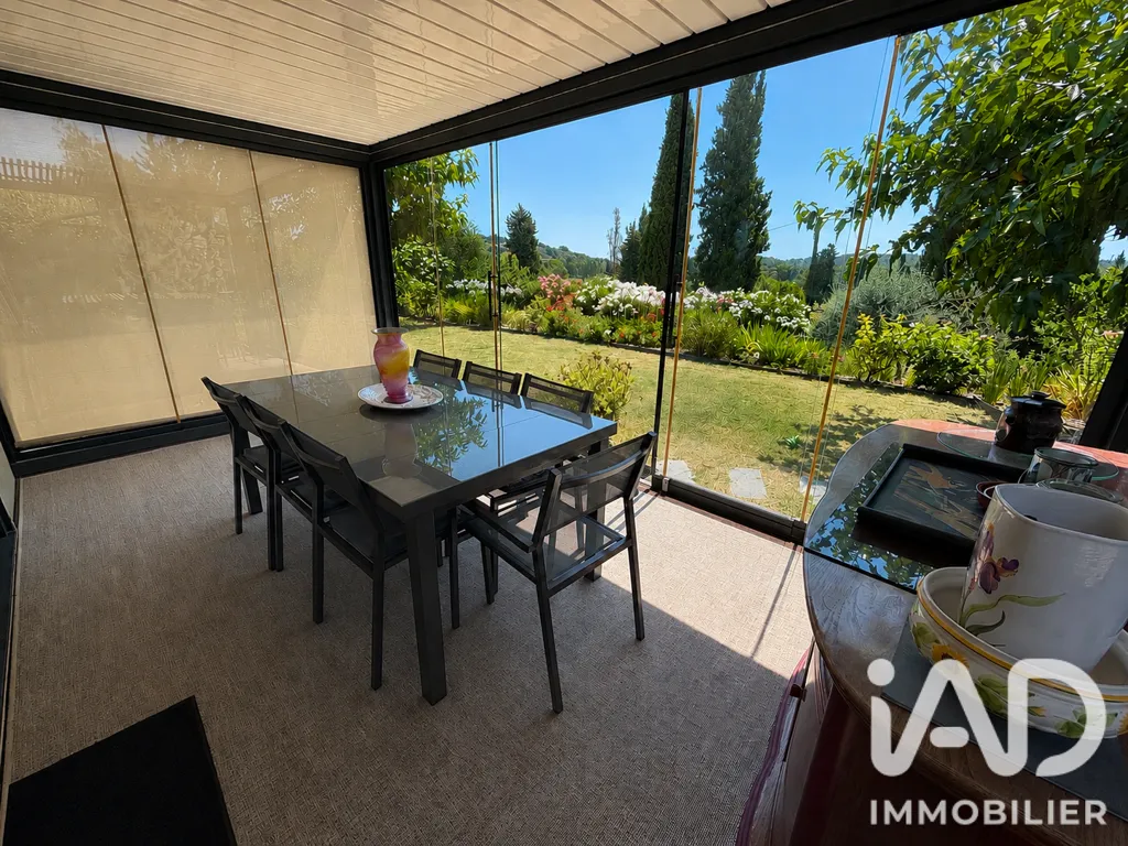 Terrasse - Maison d'Architecte avec Jardin à Opio