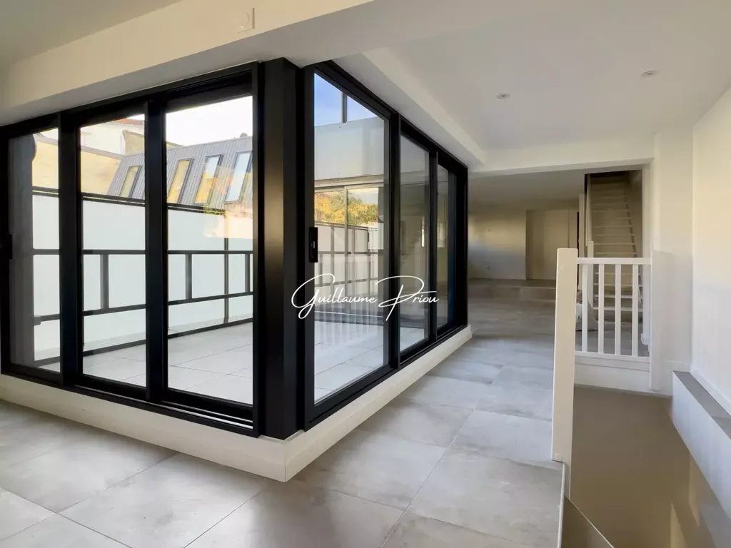 Elutuba - Modern Architect's House near Jardin Public