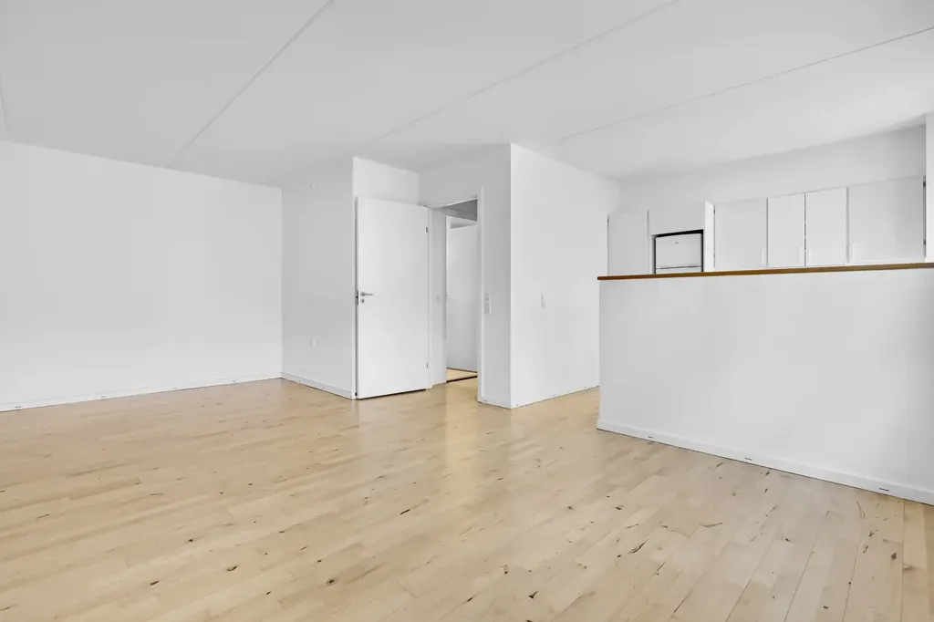 Living Room - 2-Bed Apartment with Terrace in Odense C