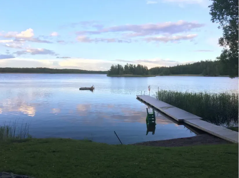 Aed - Private Plot with Lake View in Roslagen