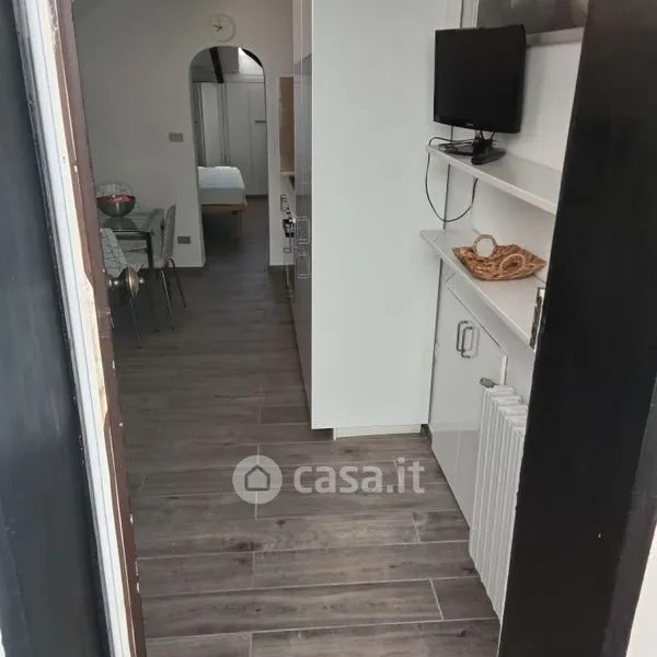 Entrée - Mansarded Studio in Historic Building, Genoa