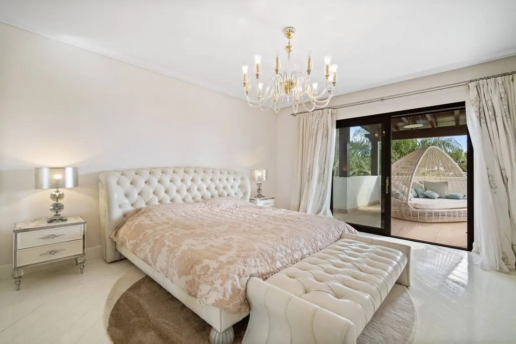Chambres - Luxury Villa with Communal Pools in Marbella