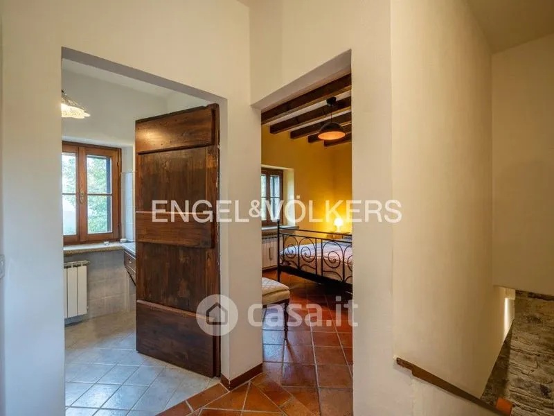Entrée - Rustic 18th-Century Farmhouse in Valmozzola