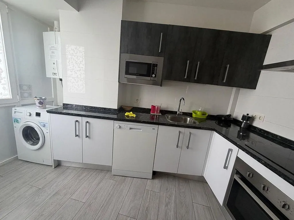 Cuisine - Furnished Flat with Central Heating in Salamanca