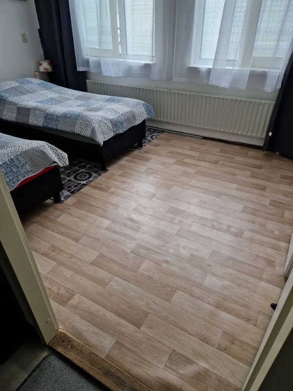 Chambres - 3-Bedroom Apartment with Balcony in Rotterdam