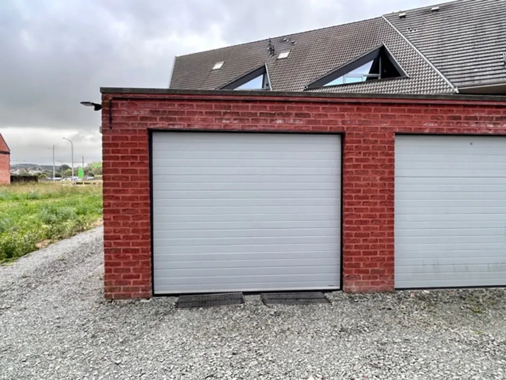 2-bedroom apartment in Meerbeke