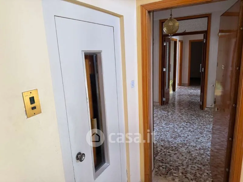 Entrée - Apartment with Balcony in Caltanissetta Centre