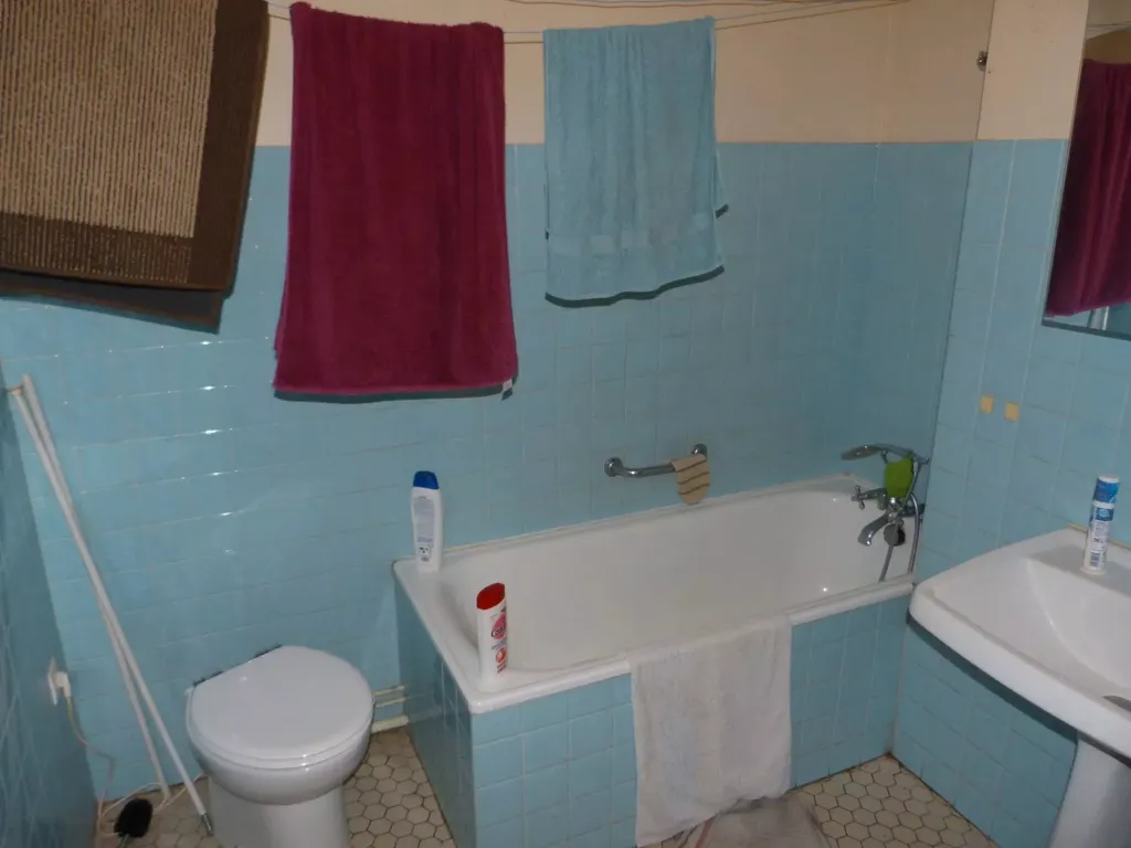 Salles de bain - Appartement T3 avec Parking en Centre-Ville