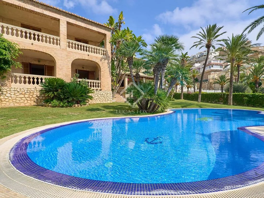 pool_area