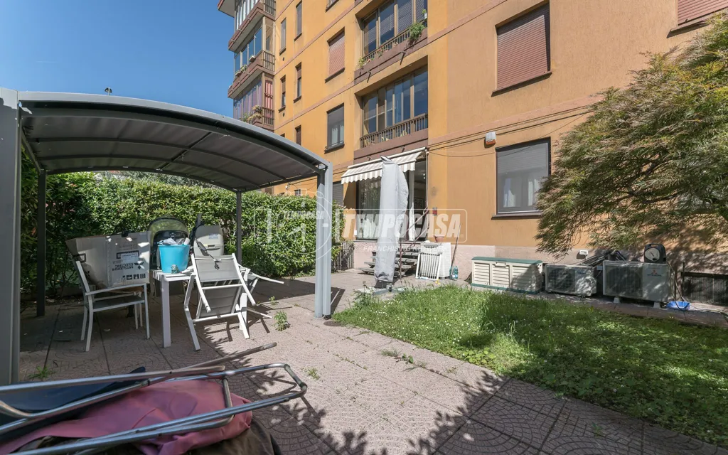 Jardin - Quadrilocale with Private Gardens in Milan