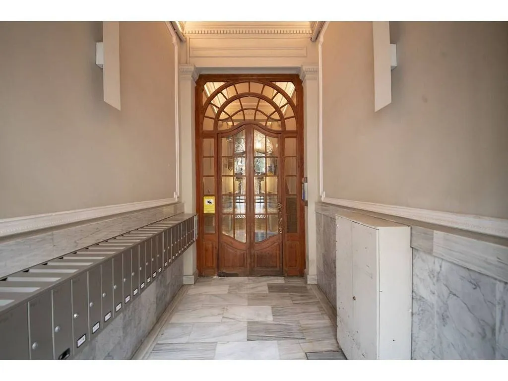 hallway_entrance