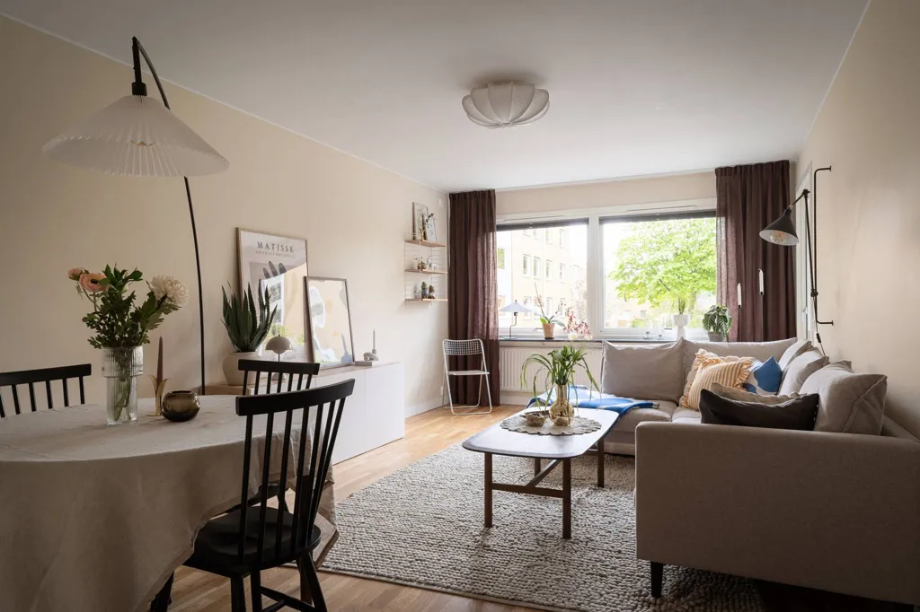 Séjour - Apartment with West-Facing Balcony in Majorna