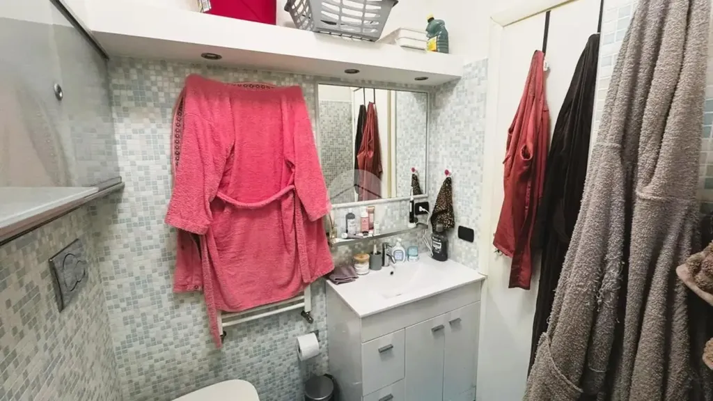 Bagni - Rusticated Flat with Balcony in Milan