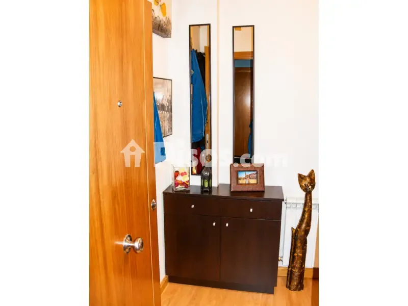 Entrée - Bright Duplex Apartment with Terrace in San Pablo