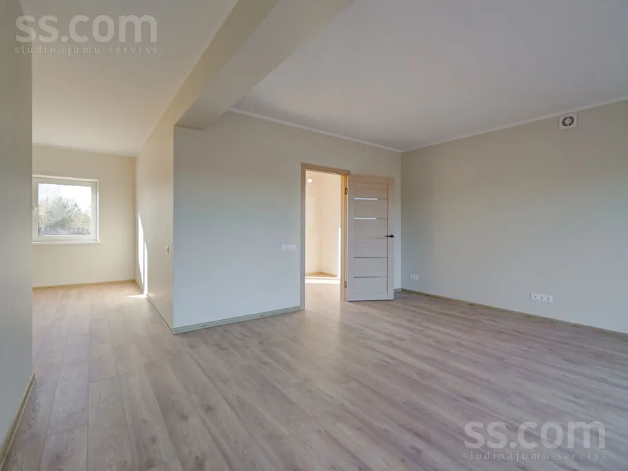Elutuba - Two-Storey House with Terrace in Ielejas
