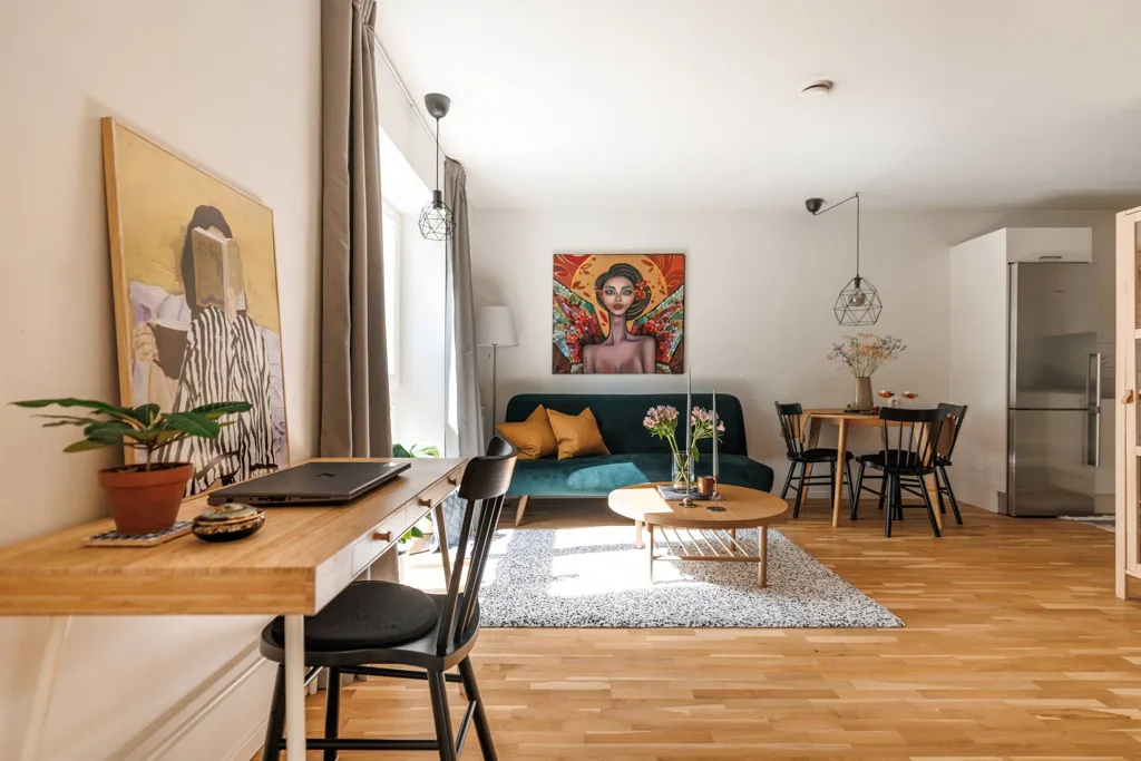 Séjour - Modern Flat with Large Windows in Stockholm