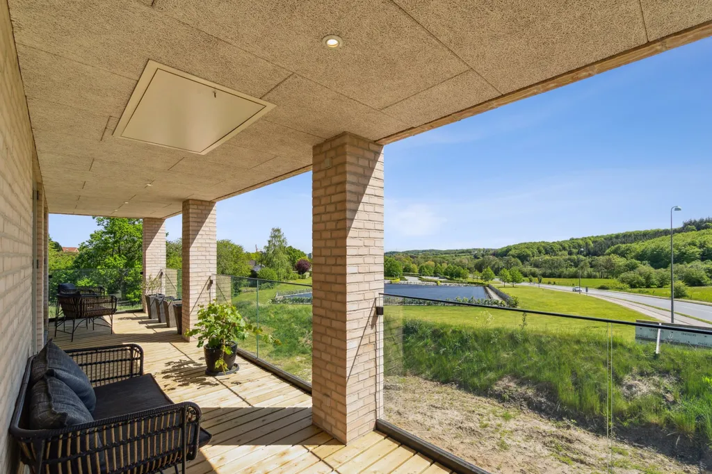 Terrace - Year-Round Plot with 5G Coverage in Aabenraa