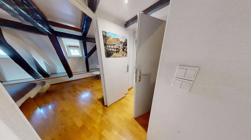 3-toaline korter asukohas Strasbourg