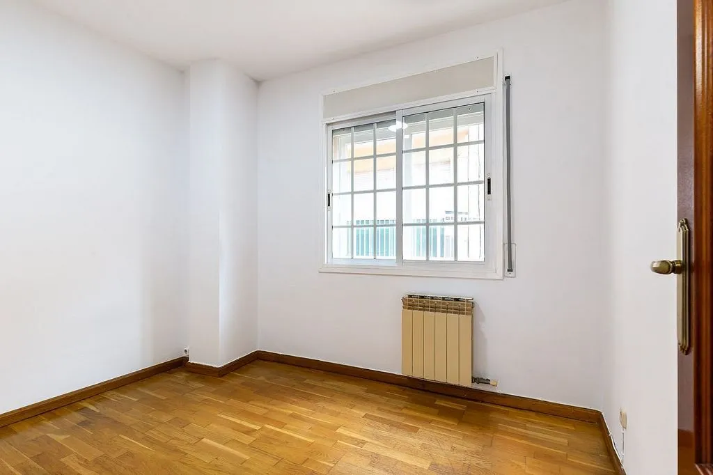 Pièces - Apartment with Terrace in Sant Just Desvern